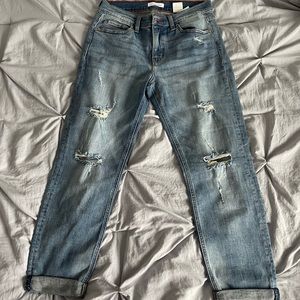 Frankie low rise girlfriend jeans.